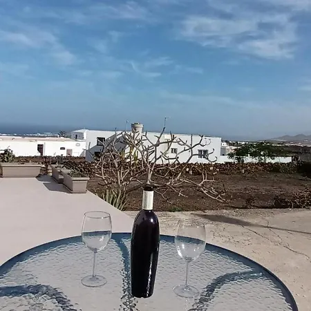 Falcon Διαμέρισμα Tinajo