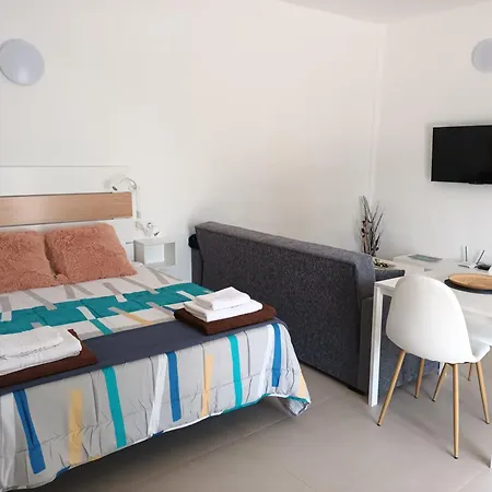 Διαμέρισμα Falcon *